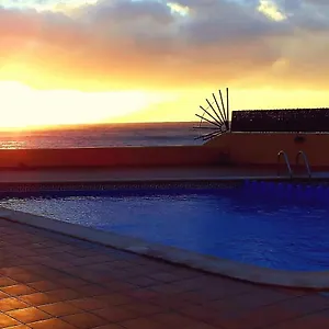 Apartment Lona, El Cieno Mit Pool Direkt Am, Valle Gran Rey